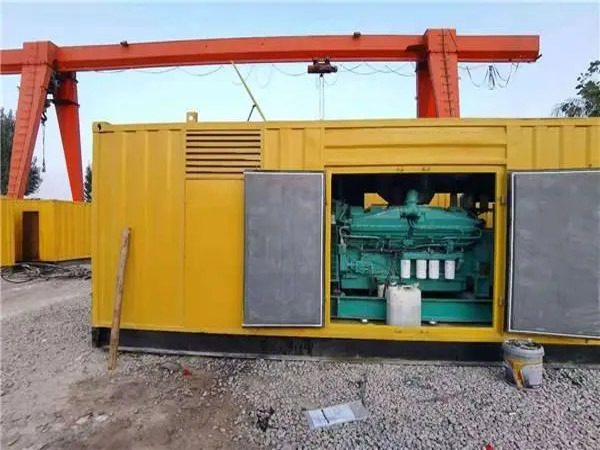 陆河冬季低温环境下，500KW发电机组应该选择什么类型的启动电瓶？